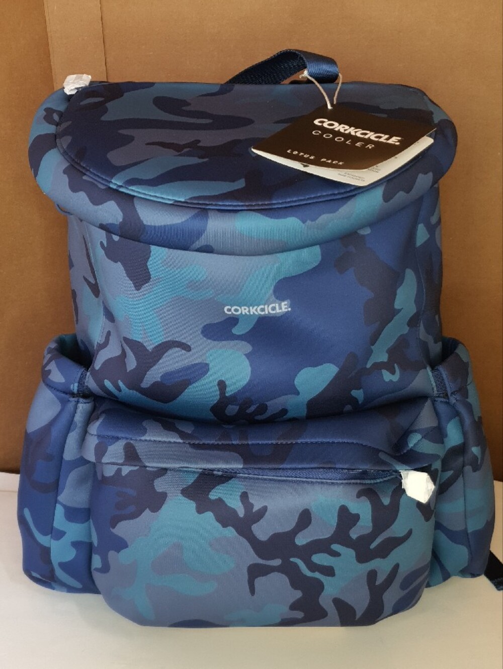 Corkcicle Lotus Backpack Cooler NWT + Free Gift - Picture 10 of 15